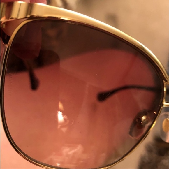 Dolce Gabbana gold rimmed aviator sunglasses with case - Picture 11 of 13